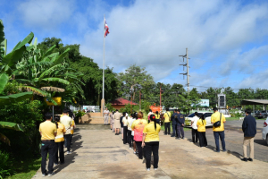 กิจกรรมเคารพธงชาติ เวลา 08.00 น. บริเวณเสาธงหน้าสำนักงานเทศบาลตำบลธาตุ