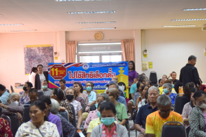 ลงพื้นที่ประชาสัมพันธ์ เชิญชวน ผู้มีสิทธิเลือกตั้งไปใช้สิทธิเลือกตั้งสมาชิกสภาเทศบาลตำบลธาตุ และนายกเทศมนตรีตำบลธาตุ