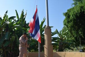กิจกรรมเคารพธงชาติ เวลา 08.00 น. บริเวณเสาธงหน้าสำนักงานเทศบาลตำบลธาตุ